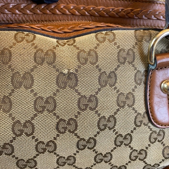 🔥Gucci GG Logo Supreme Shoulder Bag Satchel🔥 - Picture 11 of 15